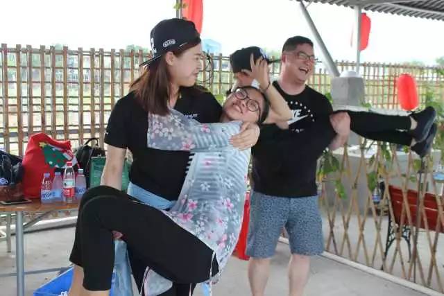 萝卜蹲游戏视频教程_萝卜蹲游戏规则视频_萝卜蹲游戏的规则